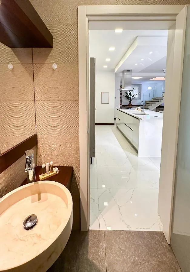 Duplex Maisonette Sliema With Jacuzzi By Arcobnb 0*,  Malta