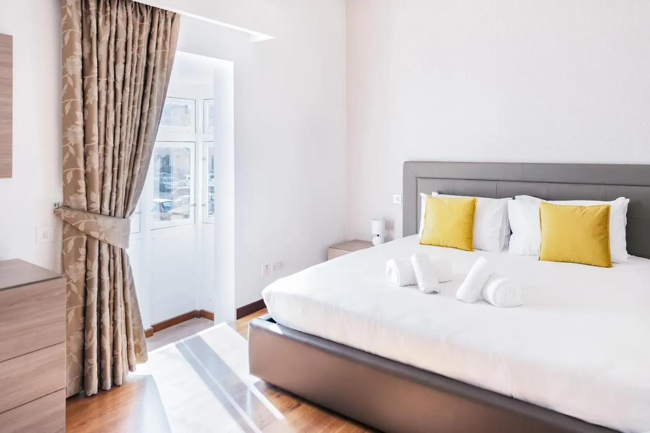 Duplex Maisonette Sliema With Jacuzzi By Arcobnb