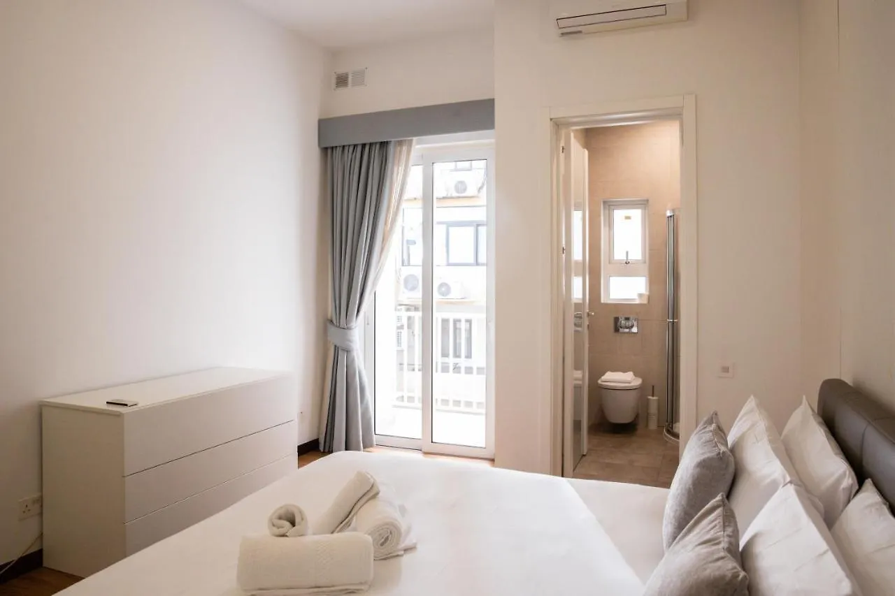 Duplex Maisonette Sliema With Jacuzzi By Arcobnb Apartment