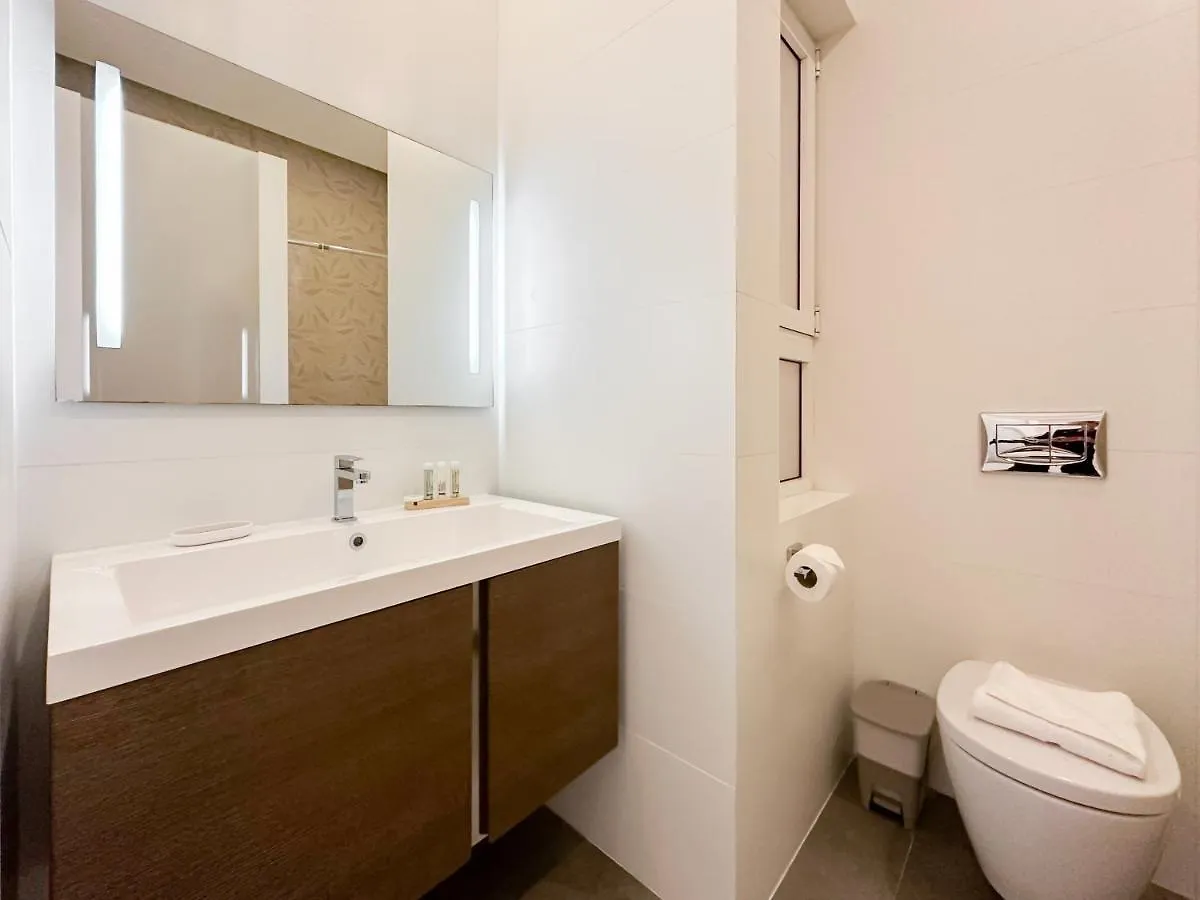 Apartment Duplex Maisonette Sliema With Jacuzzi By Arcobnb