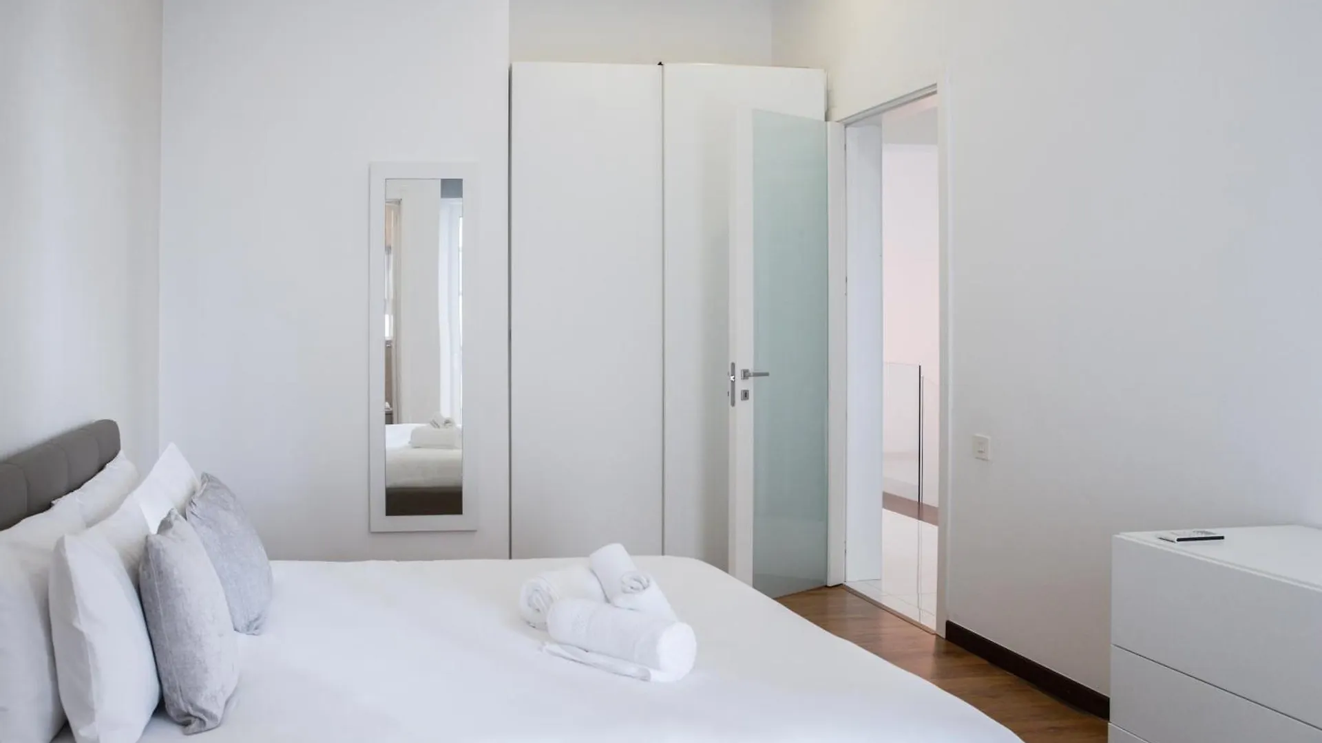 Apartment Duplex Maisonette Sliema With Jacuzzi By Arcobnb