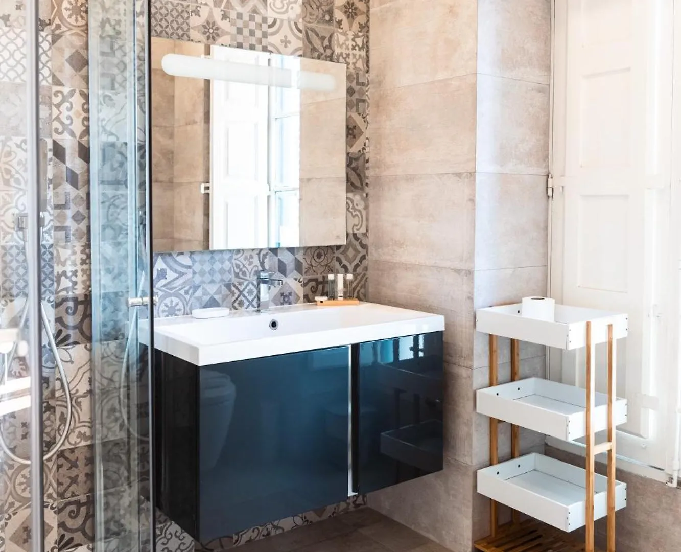 Apartment Duplex Maisonette Sliema With Jacuzzi By Arcobnb